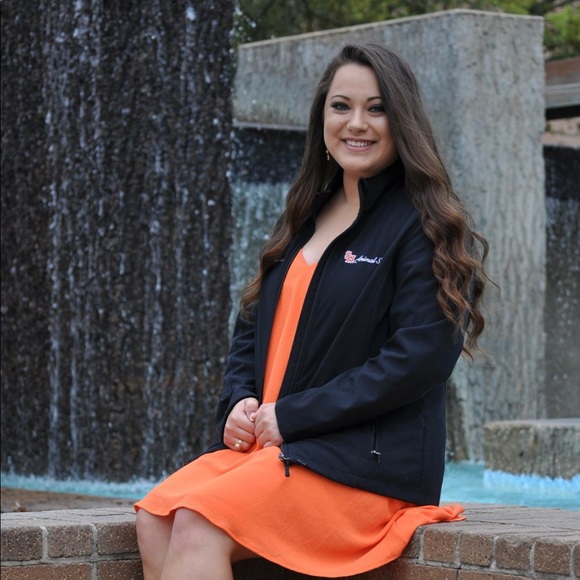 Meet your Posher, Elizabeth - Picture 1 of 1